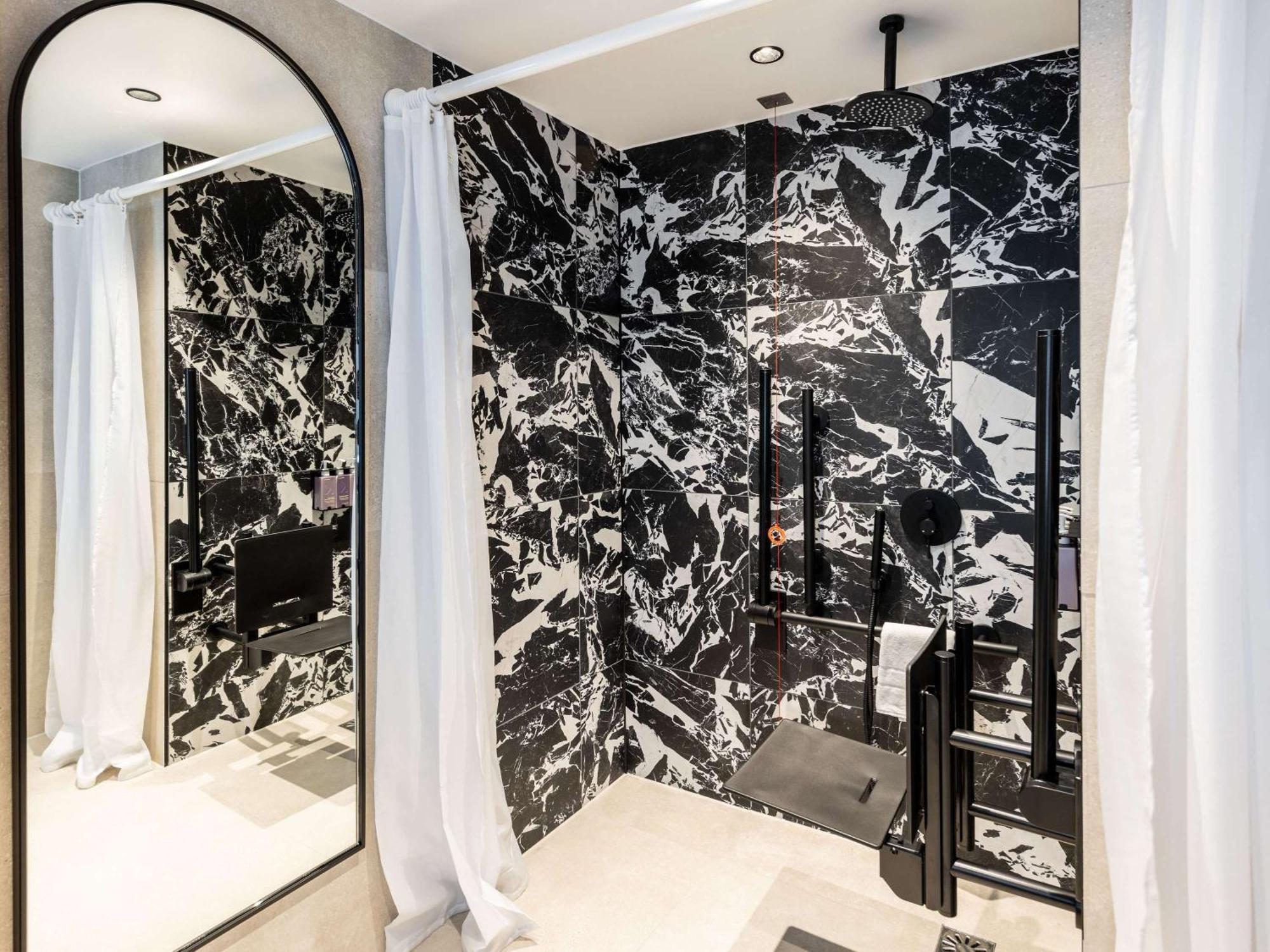 Tribe Manchester Airport By Accor Hale  Exteriör bild